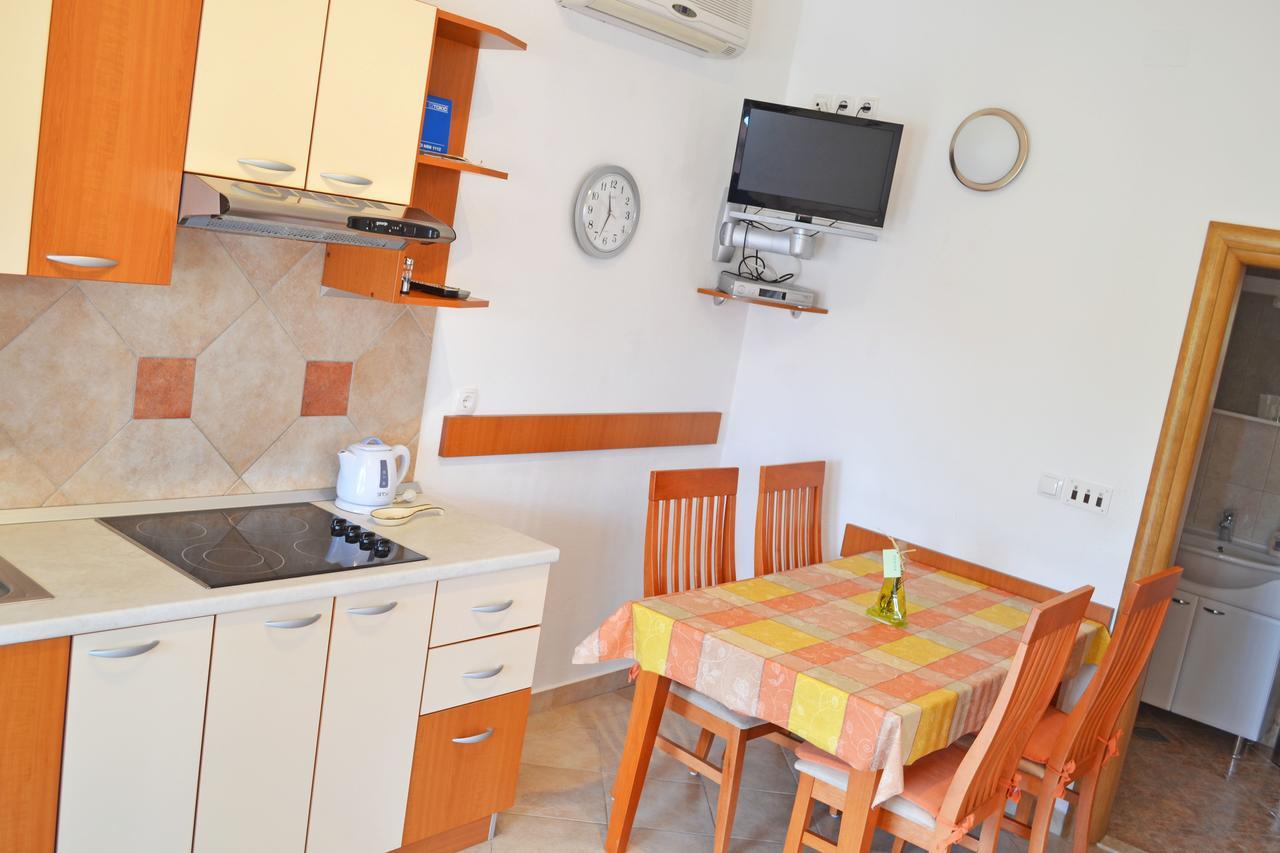 Apartments Milka Vodice Zewnętrze zdjęcie