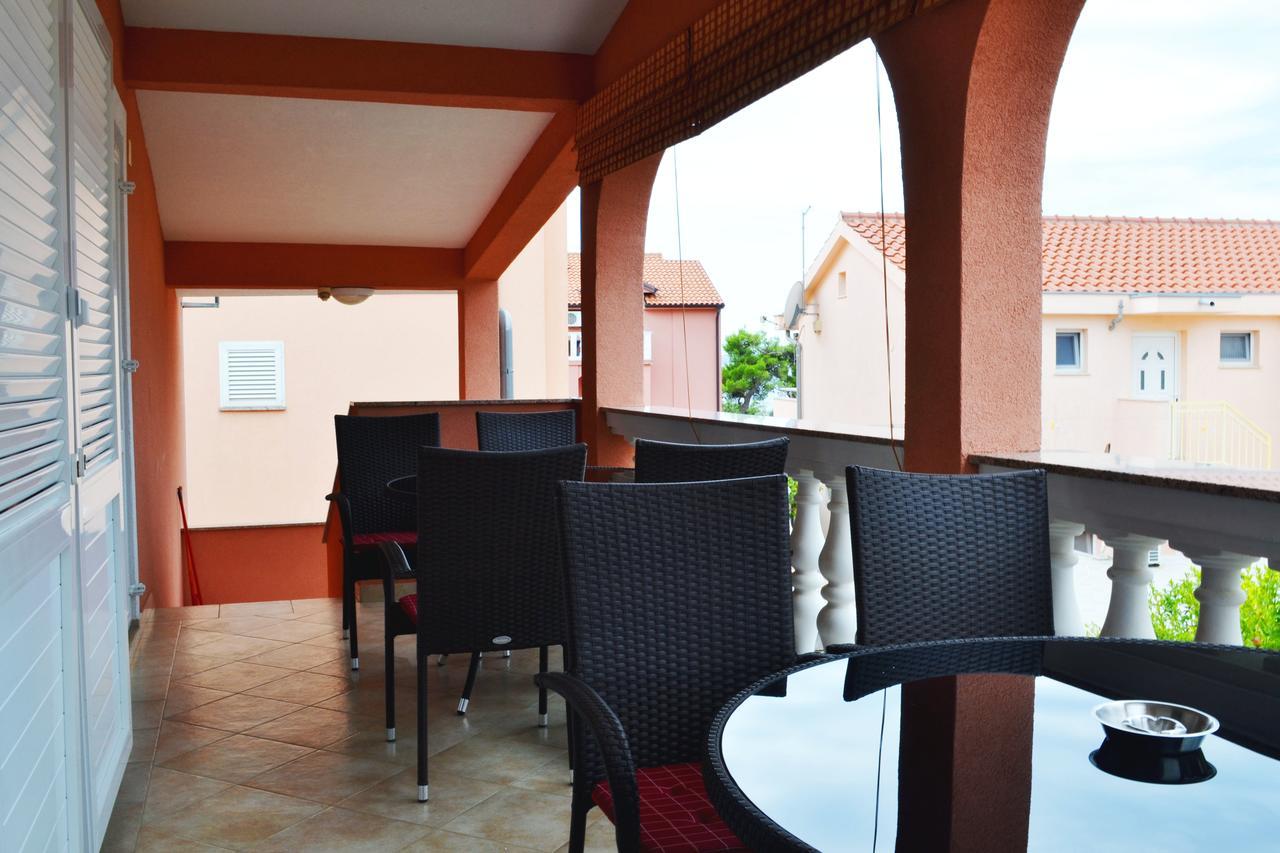 Apartments Milka Vodice Zewnętrze zdjęcie