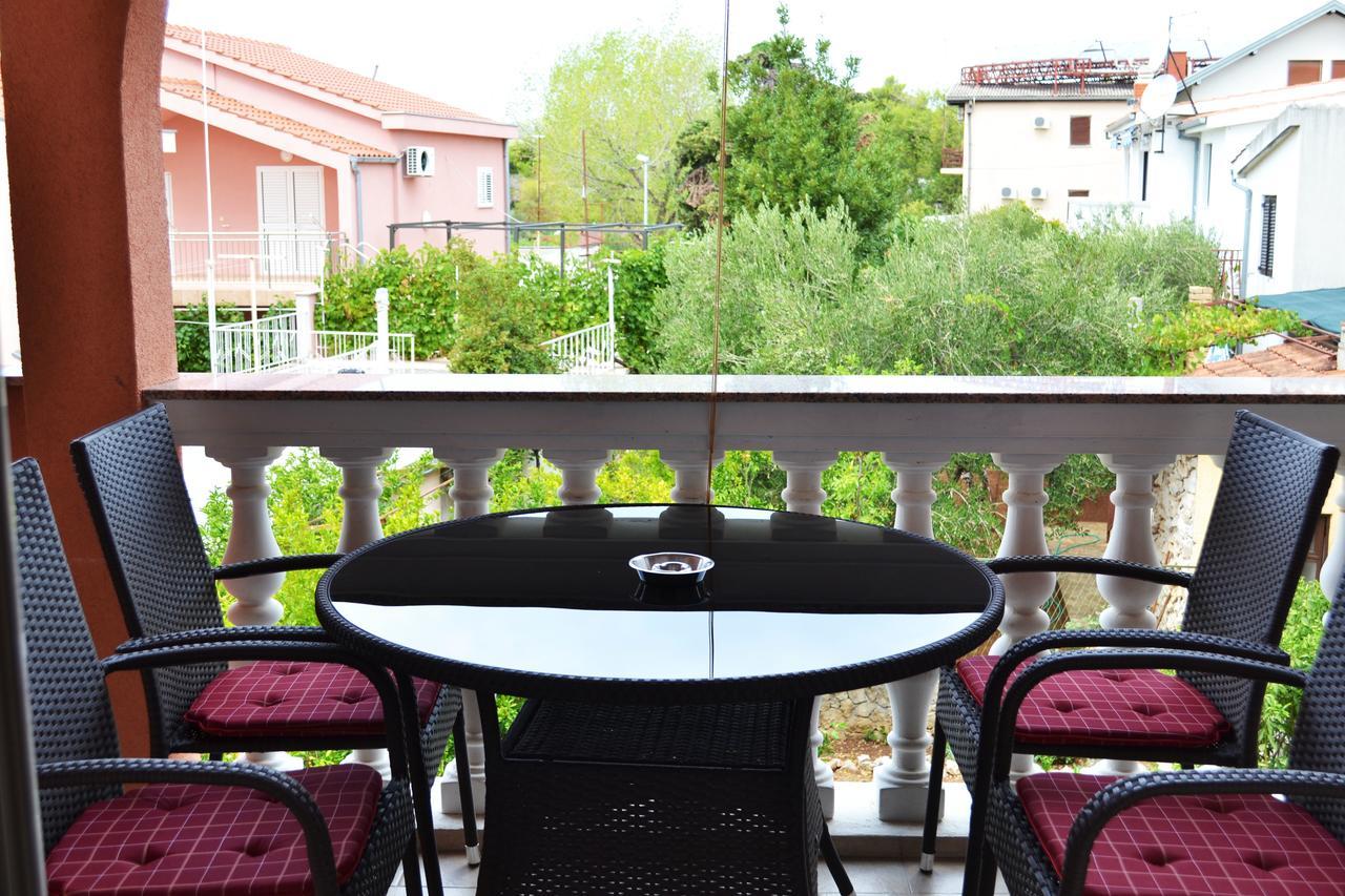 Apartments Milka Vodice Zewnętrze zdjęcie